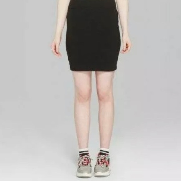 E NWT Wild Fable Black Velour Bodycon Mini Skirt - Picture 2 of 5